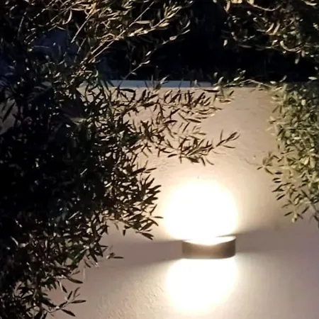 A Away From 別荘 *